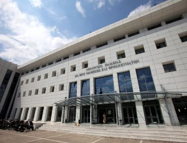 Οι πανεπιστημιακοί οδοντίατροι ζητούν την επαναφορά του άρθρου 15 για τις οφειλές στους ΕΛΚΕ